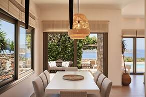 Breathtaking Views 4 Bedroom Villa