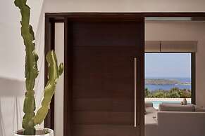 Breathtaking Views 4 Bedroom Villa