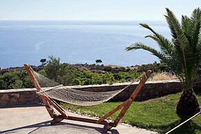 Breathtaking Views 4 Bedroom Villa