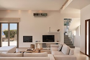 Breathtaking Views 4 Bedroom Villa