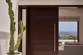 Breathtaking Views 4 Bedroom Villa