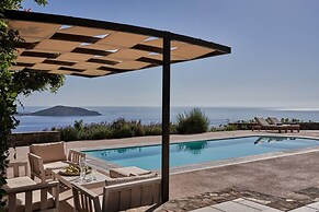 Breathtaking Views 4 Bedroom Villa