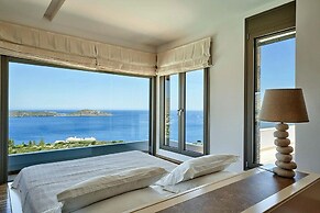 Breathtaking Views 4 Bedroom Villa