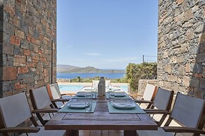 Breathtaking Views 4 Bedroom Villa