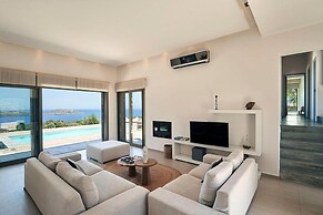 Breathtaking Views 4 Bedroom Villa