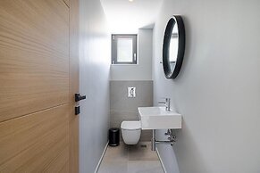 Sea View 4 Bedroom Villa With a Heated Pool