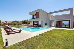 Sea View 4 Bedroom Villa With a Heated Pool