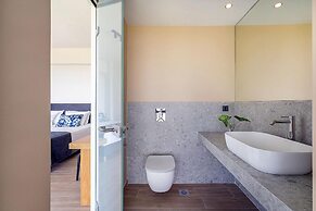 Sea View 4 Bedroom Villa With a Heated Pool