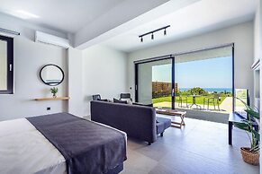 Sea View 4 Bedroom Villa With a Heated Pool