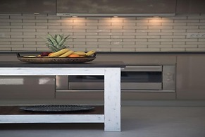 Sea View 6 Bedroom Villa With a Heated Pool