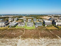 Blount Cottage 5 Bedroom Home by RedAwning