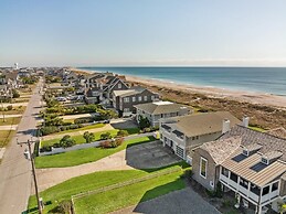 Blount Cottage 5 Bedroom Home by RedAwning