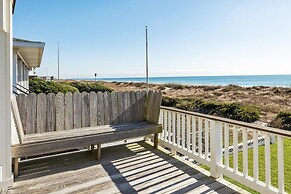 Blount Cottage 5 Bedroom Home by RedAwning