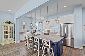 Straits Serenity 3 Bedroom Home by RedAwning