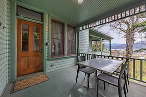 Historic Roe Parker 1 Bedroom Home by RedAwning