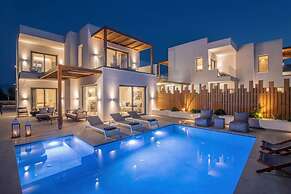 Blue Senses Villa Anemos Next to the Beach Heated Pool