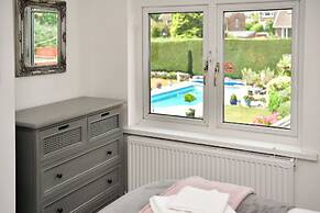 Just Stay Wales - Highmead House