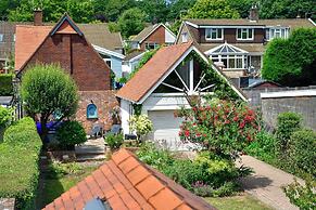 Just Stay Wales - Highmead House