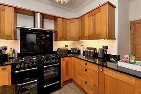 Just Stay Wales - Highmead House