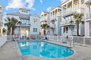 Sea Escape 3 Bedroom Townhouse by RedAwning