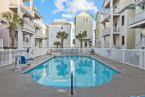 Sea Escape 3 Bedroom Townhouse by RedAwning