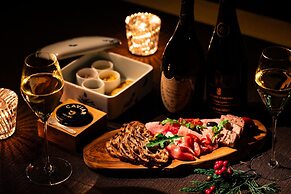 The Ritz-Carlton, Fukuoka