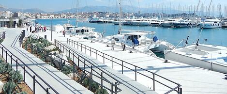 Beachfront Apartment Drazen, With Patio & Parking