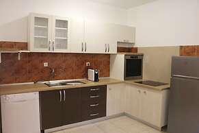 Beachfront Apartment Drazen, With Patio & Parking