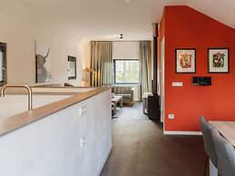 Luxurious Holiday Home With Rural Character
