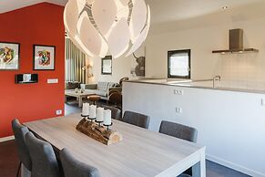 Luxurious Holiday Home With Rural Character
