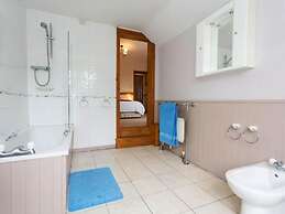 2-bed 2- Bath Cottage Half Price Monthly Booking