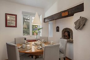 Surrounded by Nature - Casa da Cebola