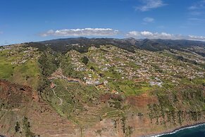 Pool, Garden and sea View - Villa Hibiscus
