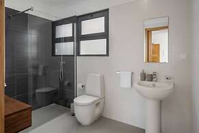 Pool, Garden and sea View - Villa Hibiscus