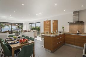 Pool, Garden and sea View - Villa Hibiscus