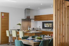 Pool, Garden and sea View - Villa Hibiscus