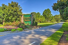 Myrtle Beach Condo w/ Pool: Near Golf & Mall!