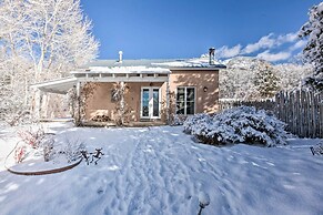 Unique Casita w/ Kiva Fireplace: 11 Mi to Taos Ski