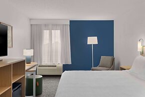 Spark by Hilton Newcomerstown