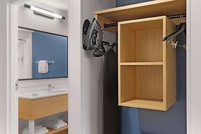 Spark by Hilton Newcomerstown