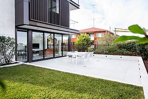 The Horizon Apartments by Urban Rest