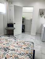 Naomi Bed & Breakfast