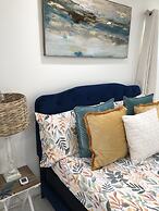 Naomi Bed & Breakfast