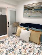 Naomi Bed & Breakfast