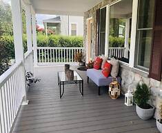 Naomi Bed & Breakfast