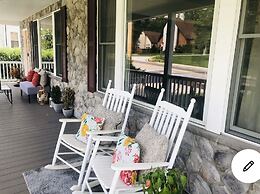 Naomi Bed & Breakfast