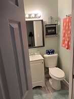 1 Bedroom Studio Cottage Patio Grill Firepit Parking