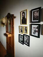 Tobia's House