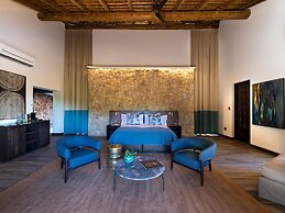 Babohi at Qwabi Private Game Reserve