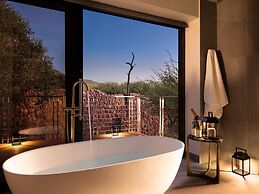 Babohi at Qwabi Private Game Reserve